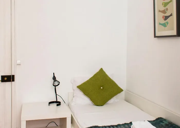 Penzion Santos By Madrabica Lisboa