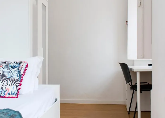 Santos By Madrabica Lisboa